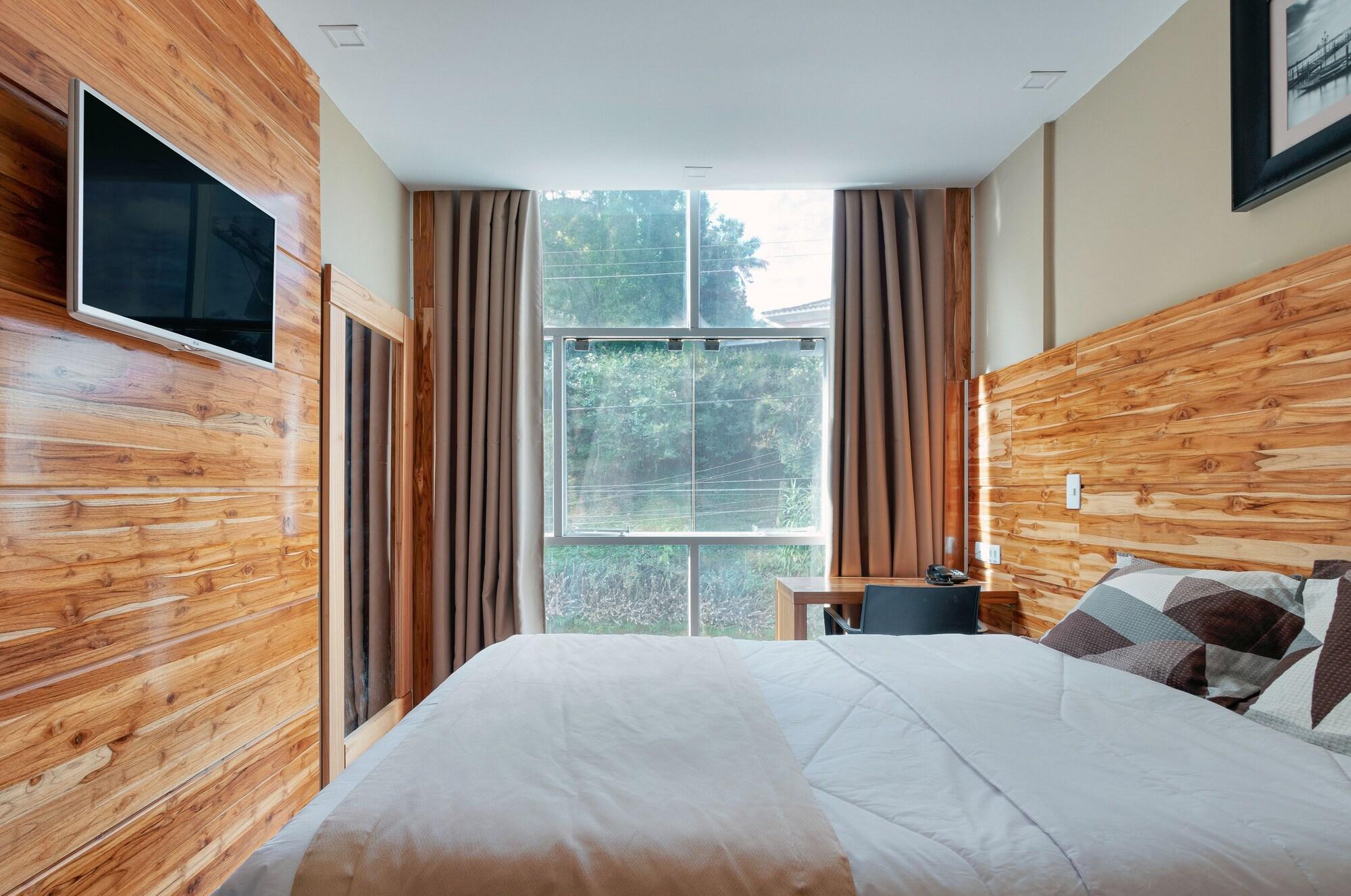 Hotel Petropolis Inn 외부 사진